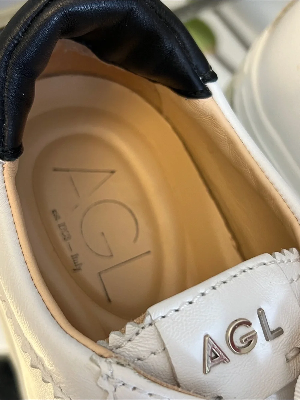 AGL White Leather Sneakers with Black Heel and Beige Suede Toe Size 38 (US 8)
